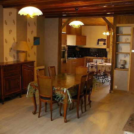 Gite Au Chalet Laferté-sur-Aube Habitación foto